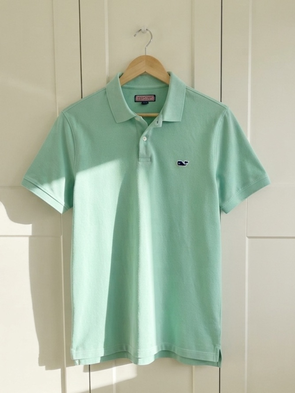 Vineyard Vines Men's Polo in Mint Green with Navy Whale Logo
